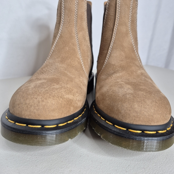 Dr. Martens 2976 Nubuck Chelsea Boots NWOB - Size 7 - Picture 8 of 16